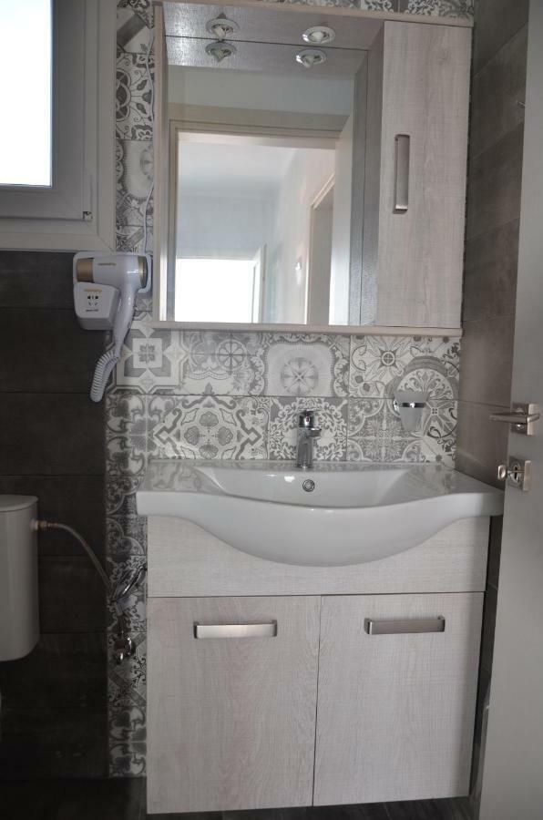 Palaiokastro View Apartment Аркаса Екстериор снимка